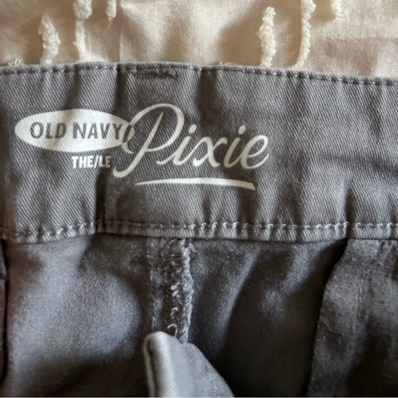 Old Navy Pixie Gray Shorts - Picture 3 of 5